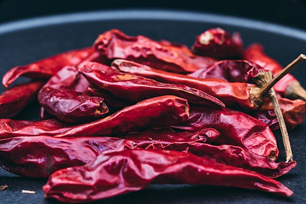pngtree-a-red-dried-chilli-photography-image_1524039